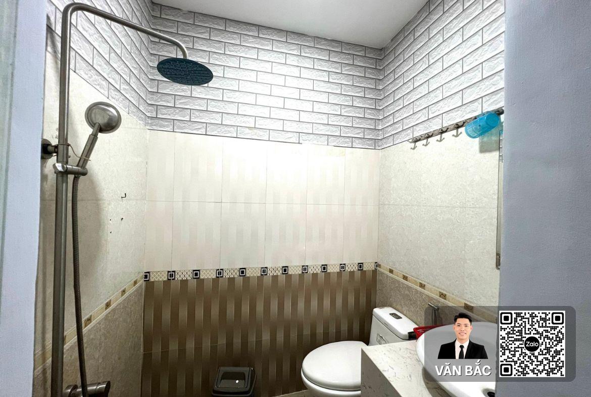 khach-san-mat-tien-245a-bui-van-ba-q7-dt-5x25m-6-tang-co-16p-hdt-50tr-thang-gia-26-5-tỷ (6)