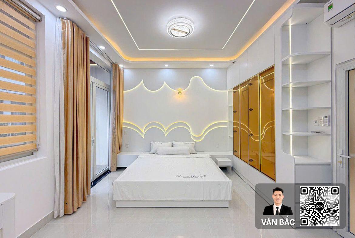 nha-pho-hien-dai-56-14-go-o-moi-q7-xe-hoi-dau-trong-nha-sat-vach-phu-mỹ-hung-dt-5x12m-3-lau-full-gia-10-6-tỷ (9)