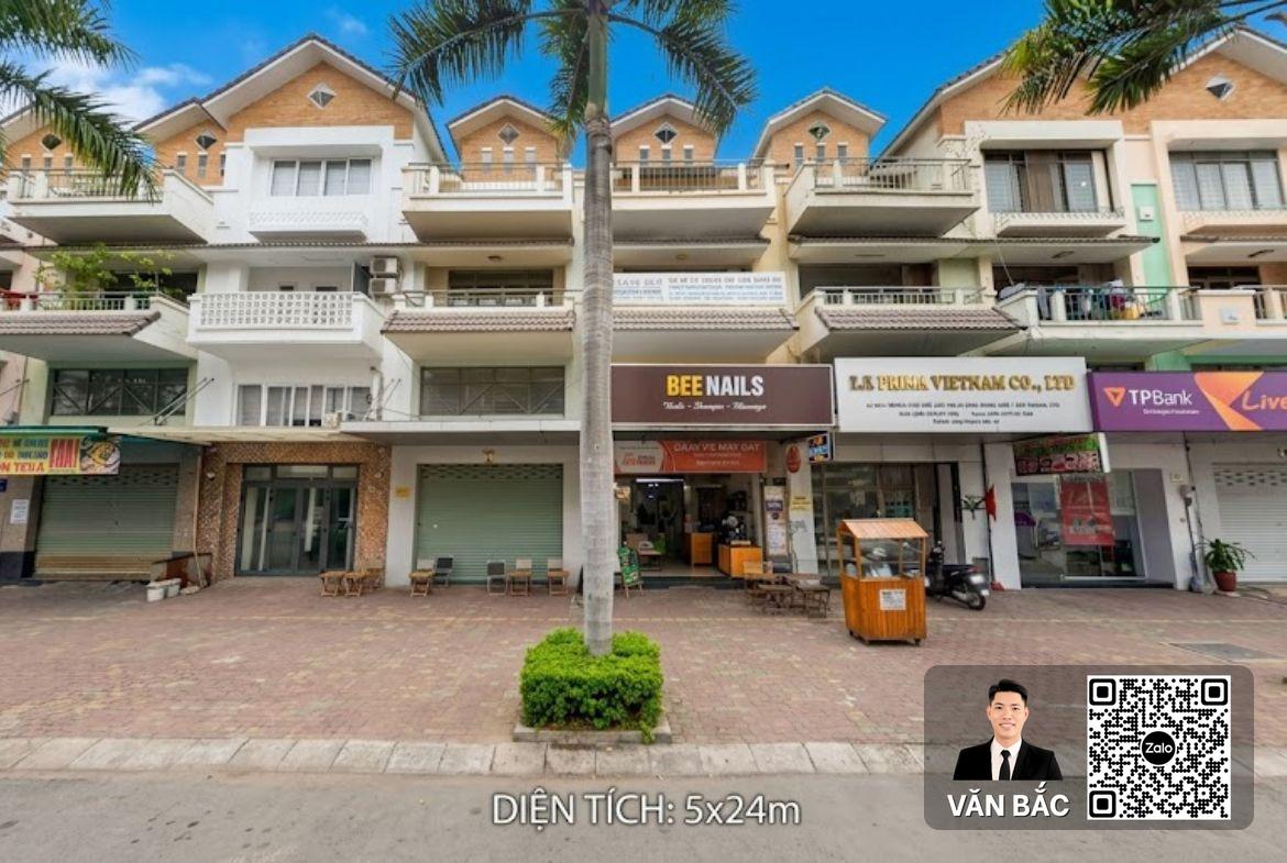 sieu-pham-mat-tien-74-tran-trong-cung-q7-kdc-nam-long-dt-5x24m-tret-lung-2-lau-gia-31-tỷ (1)