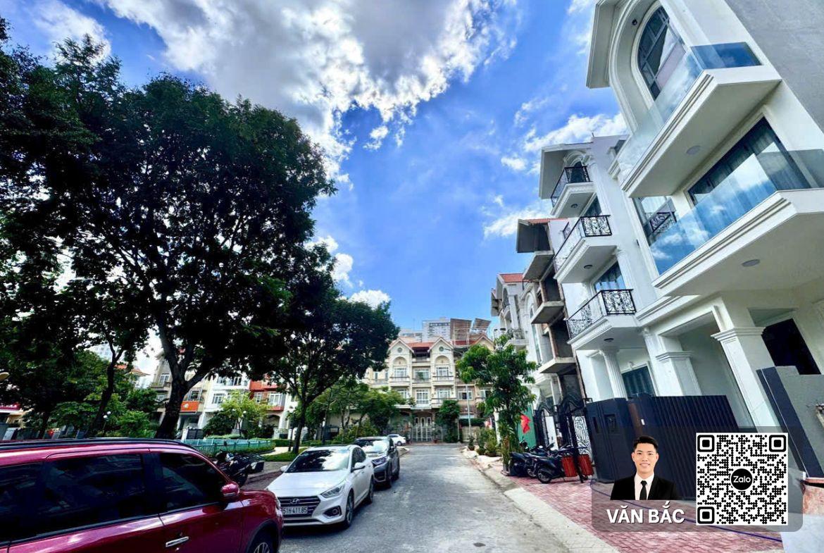 biet-thu-view-ho-duong-so-4-kdc-him-lam-quan-7-dt-7-5x20mham-4-lau-thang-may-hdt-144-tỷ-nam-gia-55-tỷ (3)