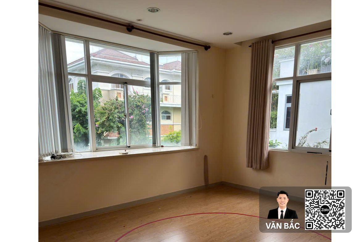 cho-thue-biet-thu-don-lap-mỹ-gia-1-dt-15x19m-3-lau-huong-dong-nam-view-cong-vien-gia-2800-usd (7)