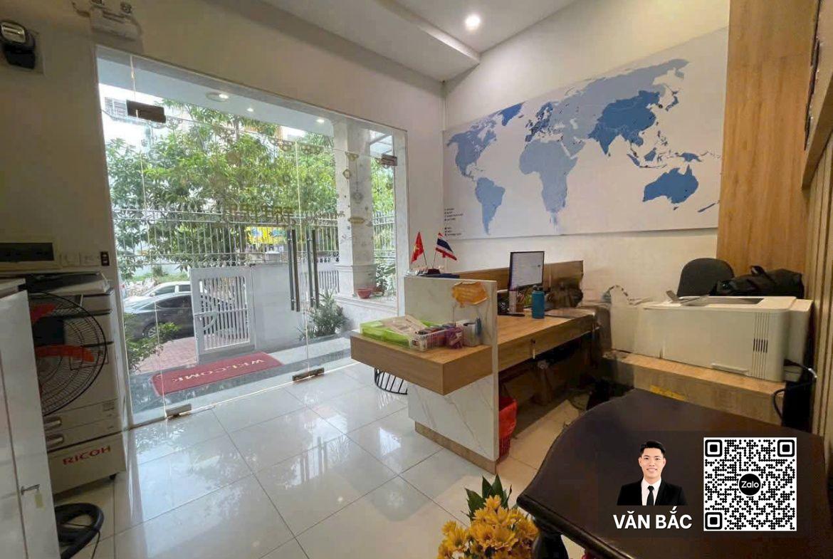 cho-thue-biet-thu-him-lam-kenh-te-dt-10x20m-ham-5-lau-thang-may-9-phong-gia-95-trieu-thang (7)