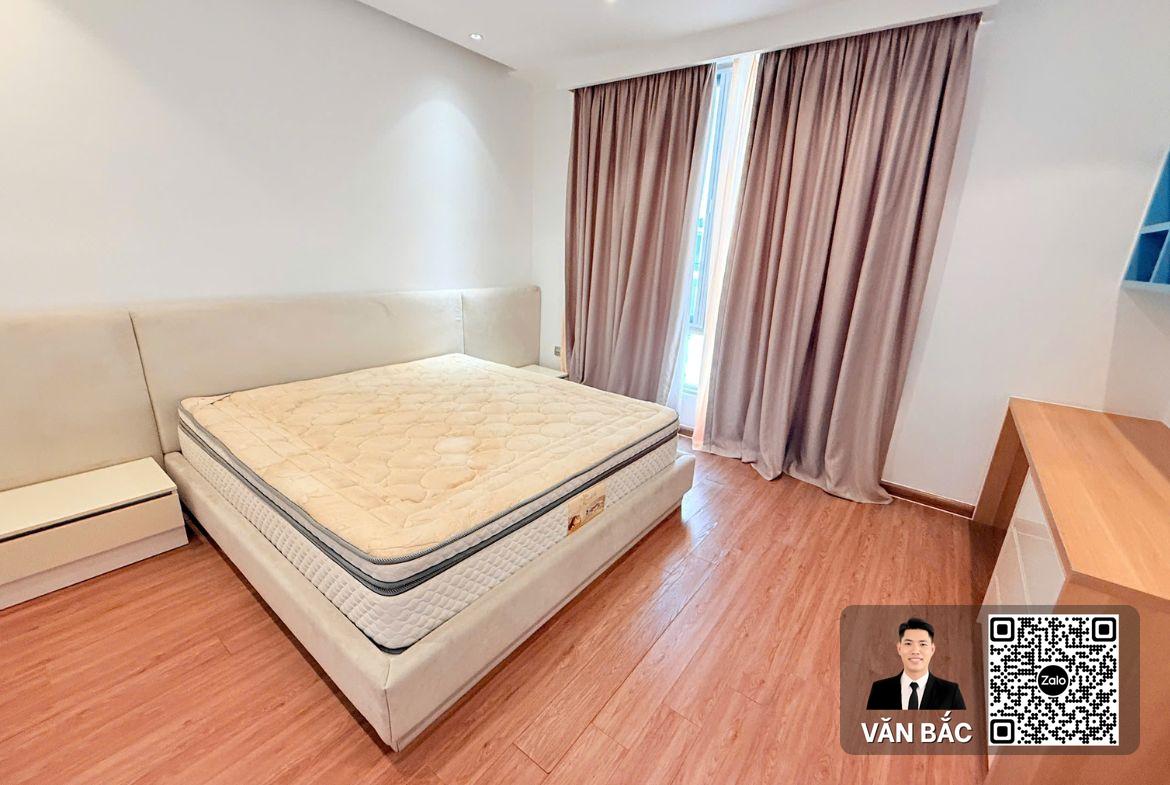 cho-thue-biet-thu-nam-do-phu-mỹ-hung-ngay-cong-vien-2ha-truong-quoc-te-dt-8×17-2m-3-lau-gia-67-trieu (8)