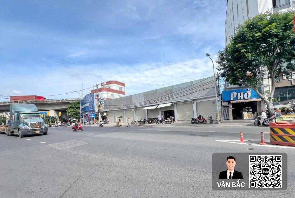 cho-thue-mat-tien-so-9-11-nguyen-thi-thap-quan-7-canh-phong-vu-8-can-lien-dt-4m-32m-ngang-dai-20m-gia-2-000-usd (1)