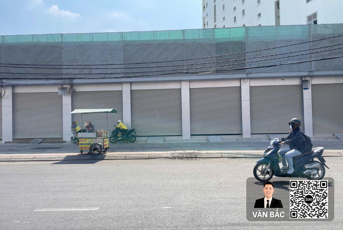 cho-thue-mat-tien-so-9-11-nguyen-thi-thap-quan-7-canh-phong-vu-8-can-lien-dt-4m-32m-ngang-dai-20m-gia-2-000-usd (3)