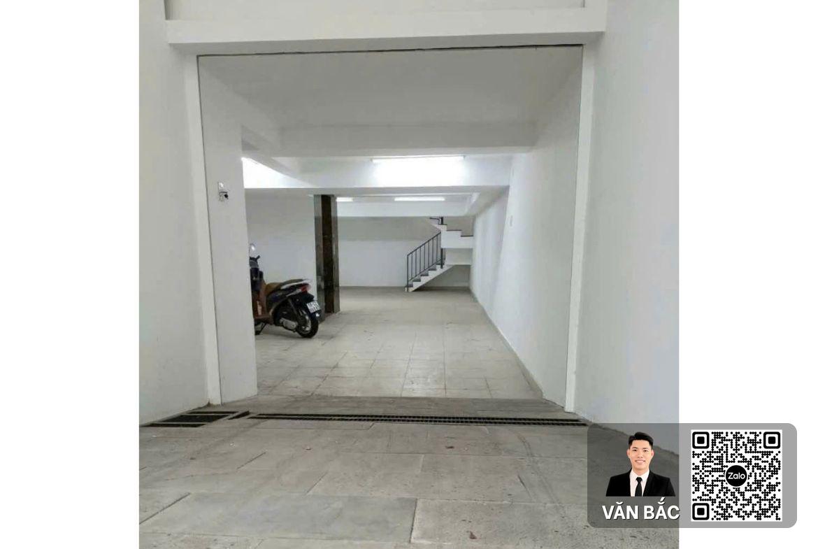 cho-thue-nha-moi-100-co-thang-may-dt-5x20m-ham-5-lau-mat-tien-duong-25a-quan-7-gom-6pn-8wc-gia-thue-55-trieu (2)