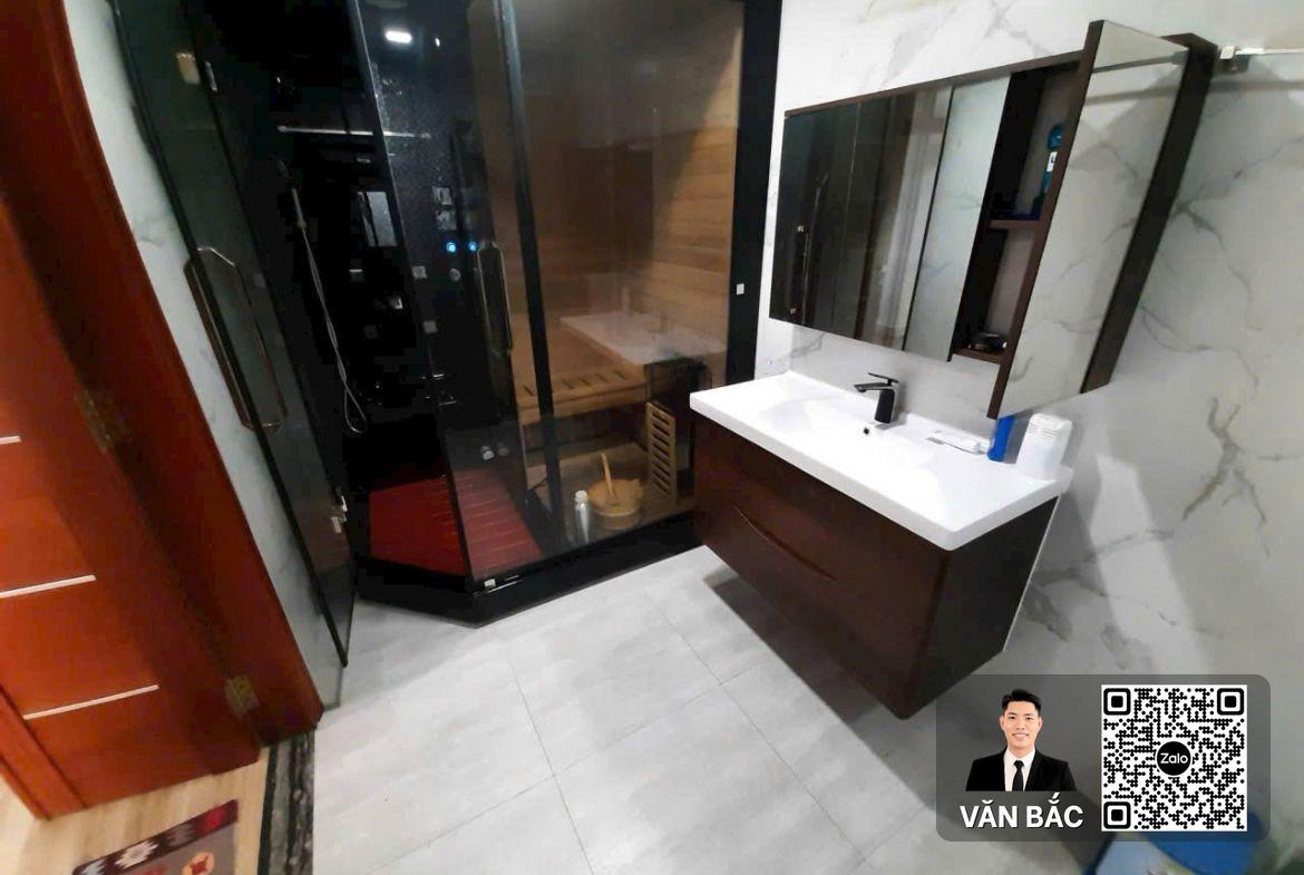 dinh-thu-2-mat-tien-duong-so-3-vph-phu-mỹ-dt-500m²-ham-4-lau-ho-boi-thang-may-hdt-5-500-usd-gia-100-tỷ (14)