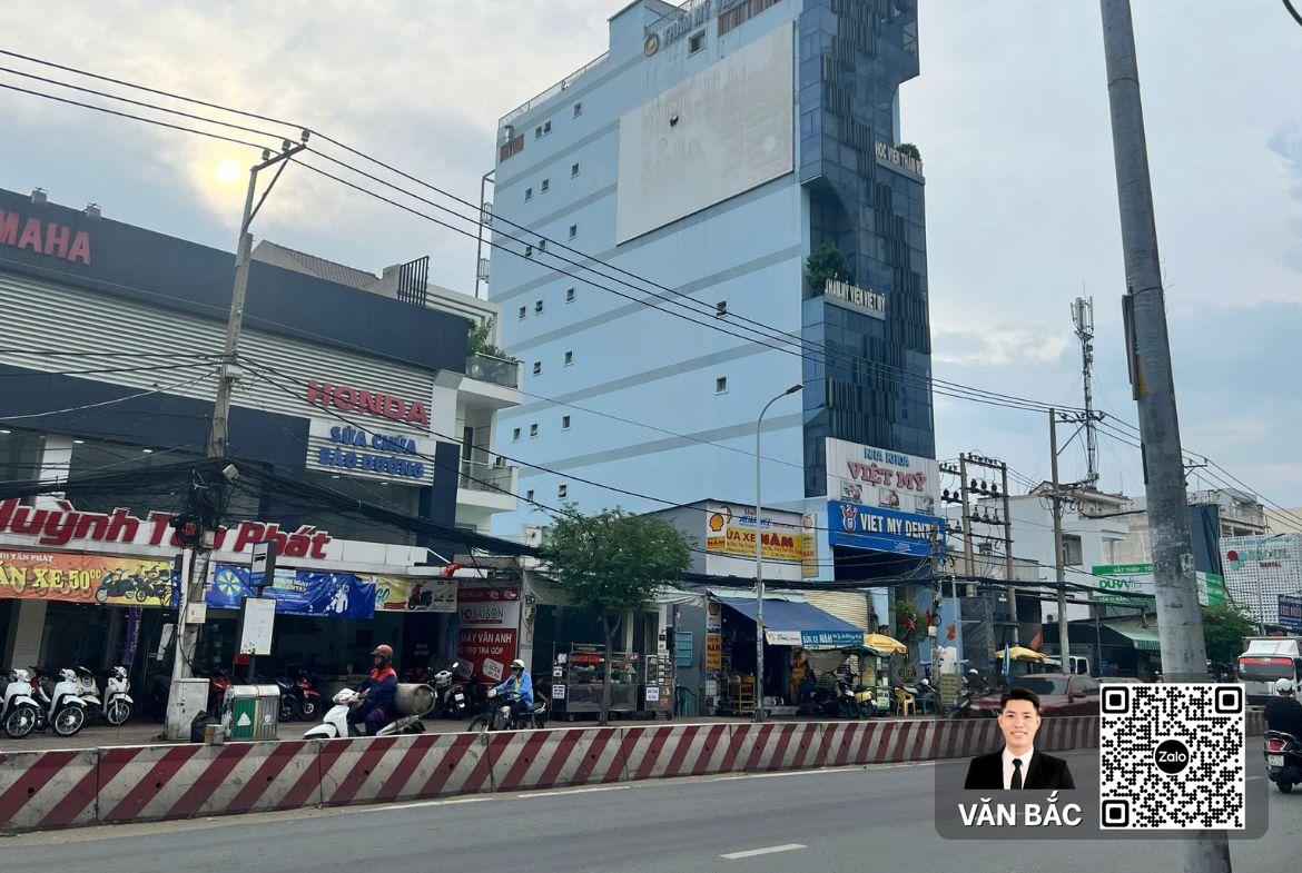 nha-khuon-dat-6x25m-3-lau-hem-1387-huynh-tan-phat-co-hdt-30-tr-thang-gia-155-tỷ (16)