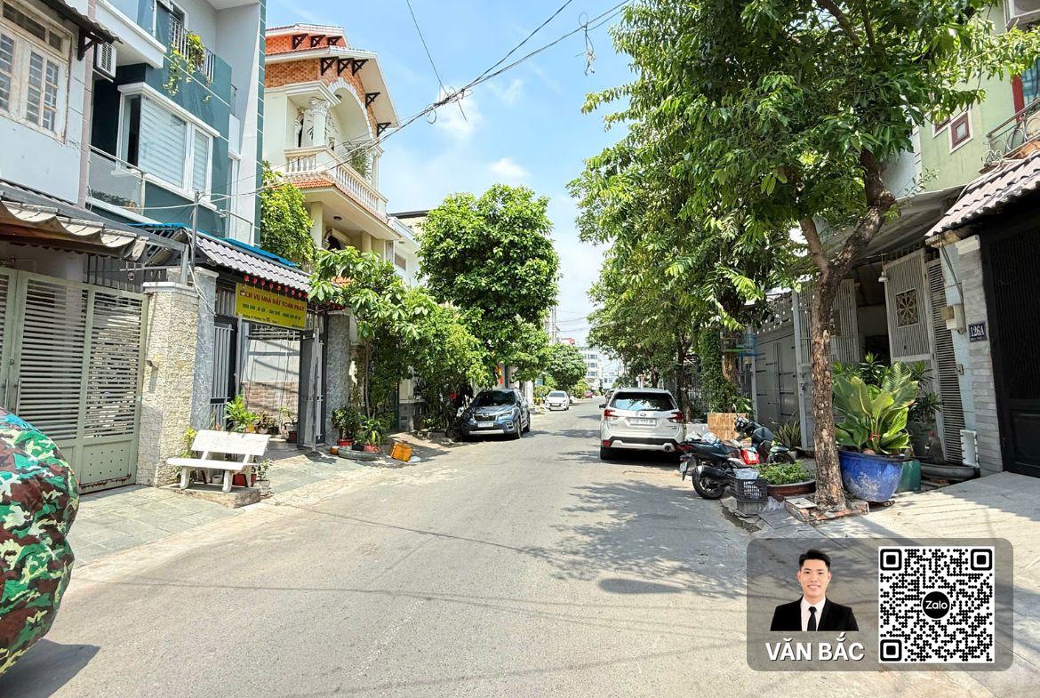 nha-pho-127a-duong-so-45-tan-quy-quan-7-dt-8-5x20m-3-lau-gia-34-tỷ (2)