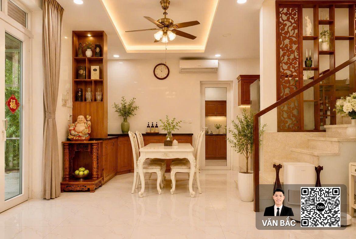 ban-biet-thu-goc-2-mat-tien-jamona-golden-silk-quan-7-ma-can-f15-duong-n5-lo-gioi-24m-thiet-ke-dang-cap (5)