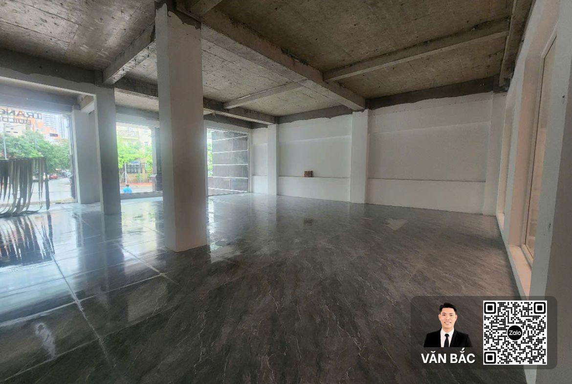 ban-cho-thue-nguyen-can-toa-nha-kdc-him-lam-quan-7-mat-tien-hoang-trong-mau-dt-15x20m-300m²-ham-4-lau-ban-150-tỷ-thue-260-trieu-thang (2)