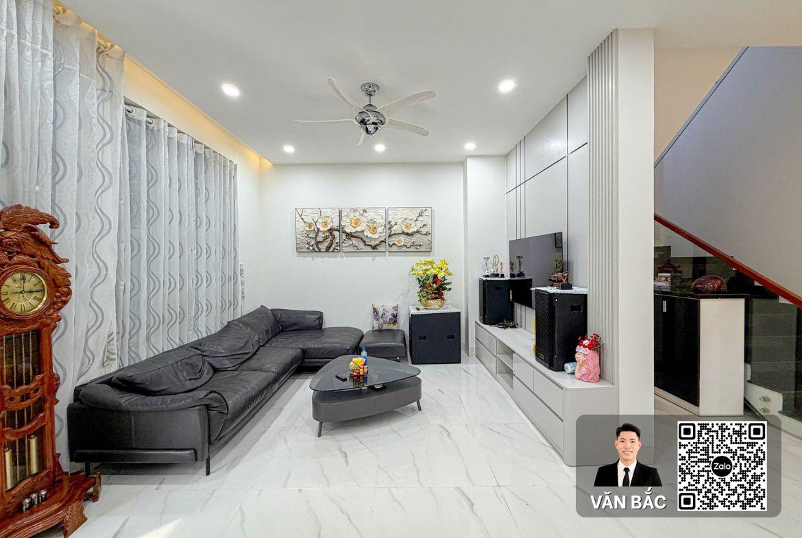 biet-thu-2-mat-tien-h1-duong-so-3-jamona-city-view-cong-vien-dt-11x17m-3-lau-vi-tri-doc-ton-30-ty (12)