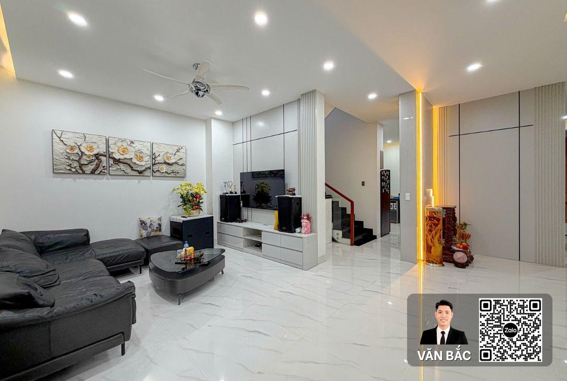 biet-thu-2-mat-tien-h1-duong-so-3-jamona-city-view-cong-vien-dt-11x17m-3-lau-vi-tri-doc-ton-30-ty (7)