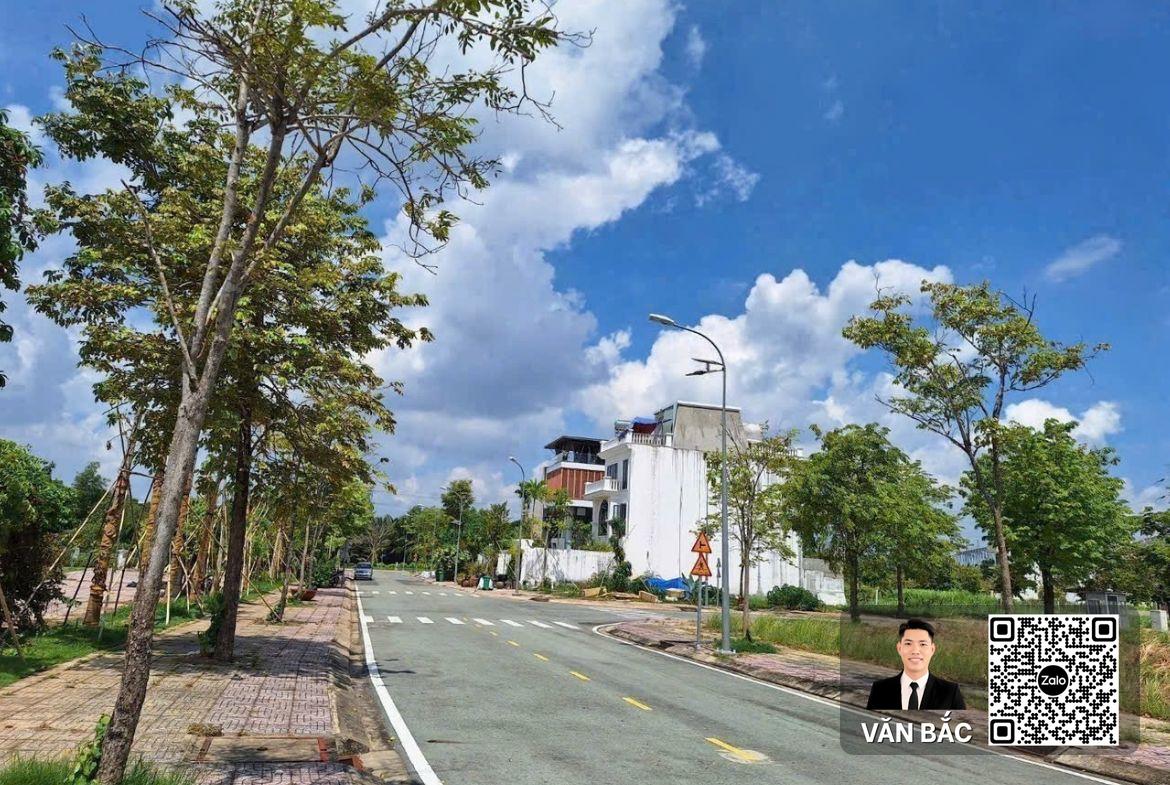 biet-thu-don-lap-doc-ban-kdc-bo-cong-an-nha-be-dien-tich-12x27m-324m²-view-truc-dien-cong-vien-song-lon-ban-59-tỷ (9)