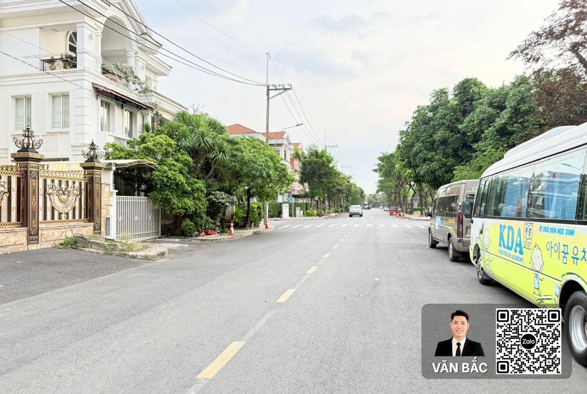 biet-thu-don-lap-mỹ-phu-3-phu-mỹ-hung-mat-tien-duong-22-lo-gioi-20m-dt-15x18m-3-tang-gia-130-tỷ (2)