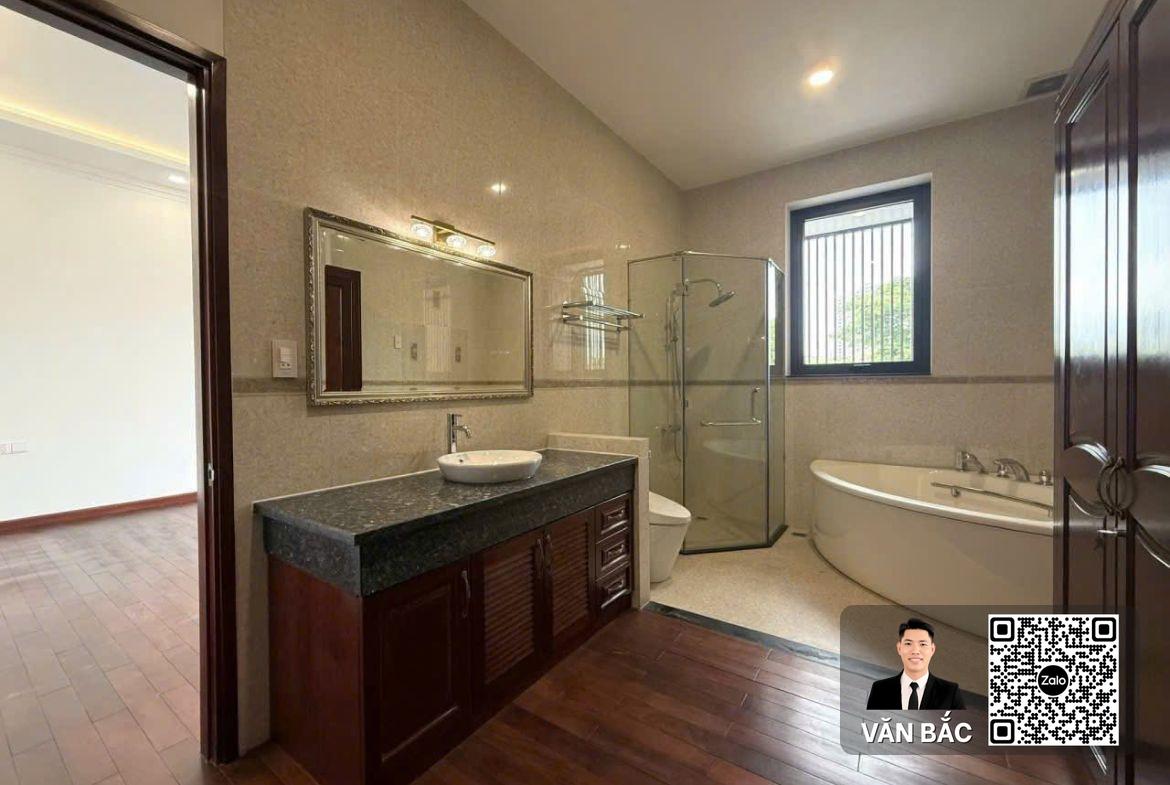 cho-thue-biet-thu-don-lap-duong-so-21-mỹ-phu-1-dien-tich-dat-342m²-19x18m-3-tang-5pn-thue-6-500-usd-thang (3)