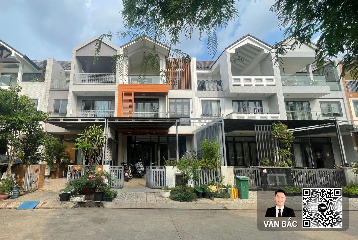 cho-thue-biet-thu-pho-resort-ven-song-jamona-home-resort-tret-2-lau-ap-mai-gia-25-trieu (1)