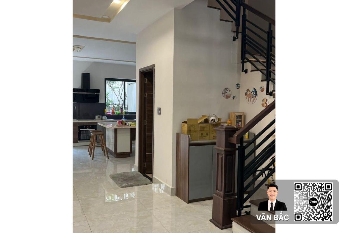 cho-thue-biet-thu-pho-resort-ven-song-jamona-home-resort-tret-2-lau-ap-mai-gia-25-trieu (8)