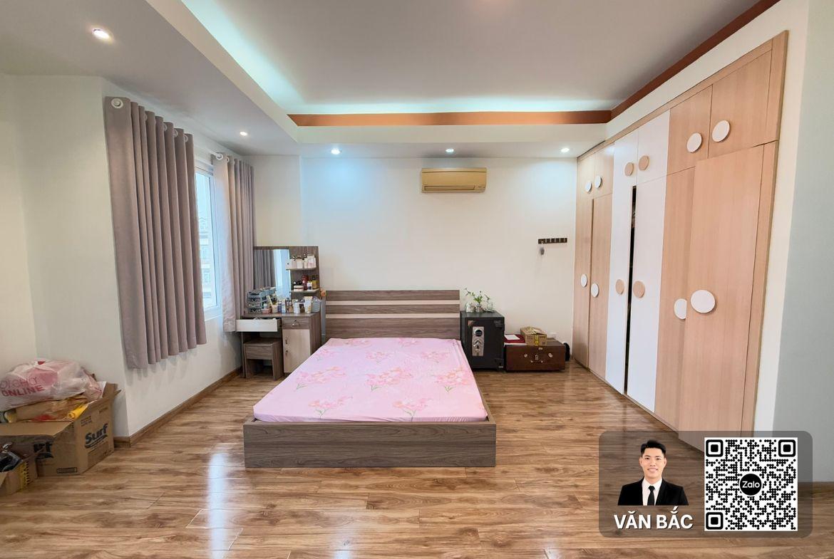nha-mat-tien-vo-thi-nho-kdc-nam-long-tran-trong-cung-quan-7-dien-tich-5x24m-4-lau-gia-205-tỷ (10)