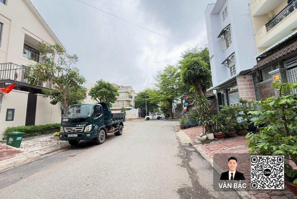 nha-mat-tien-vo-thi-nho-kdc-nam-long-tran-trong-cung-quan-7-dien-tich-5x24m-4-lau-gia-205-tỷ (2)