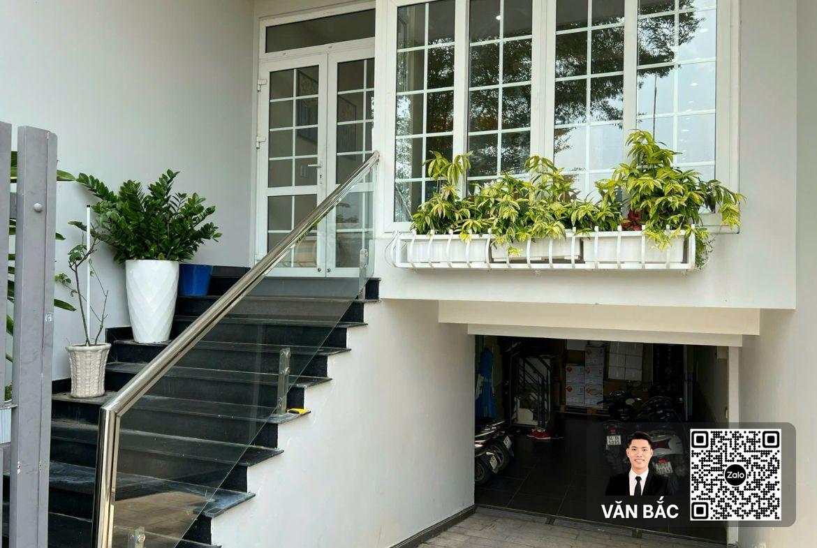 nha-pho-view-cong-vien-kdc-him-lam-quan-7-dt-5x20m-ham-4-tang-san-trong-huong-dong-nam-gia-30-tỷ (8)