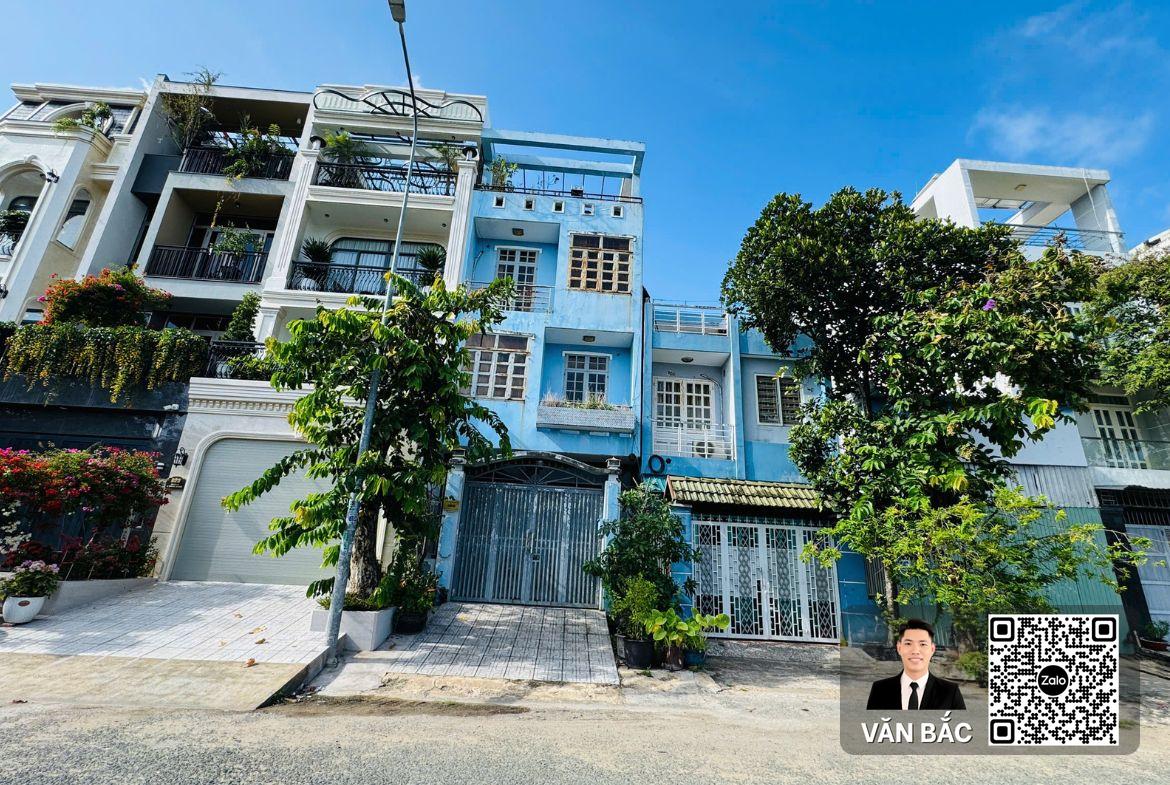 ban-nha-pho-khu-tai-dinh-cu-phu-mỹ-quan-7-so-b22-duong-d4-tret-2-lau-san-thuong-4pn-4wc-huong-bac-gia-11-5-tỷ (1)