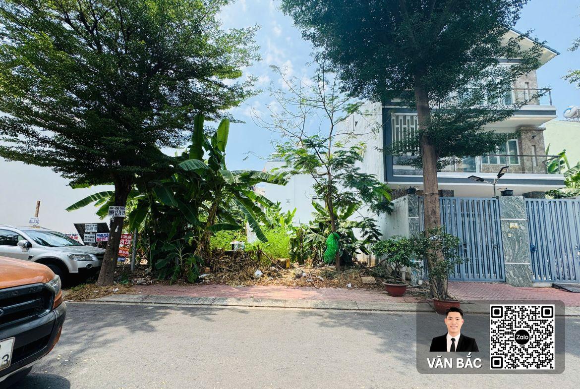 dat-nen-biet-thu-kdc-kim-son-quan-7-dt-10x20m-vuong-vuc-huong-dong-bac-shr-gia-27-tỷ (1)