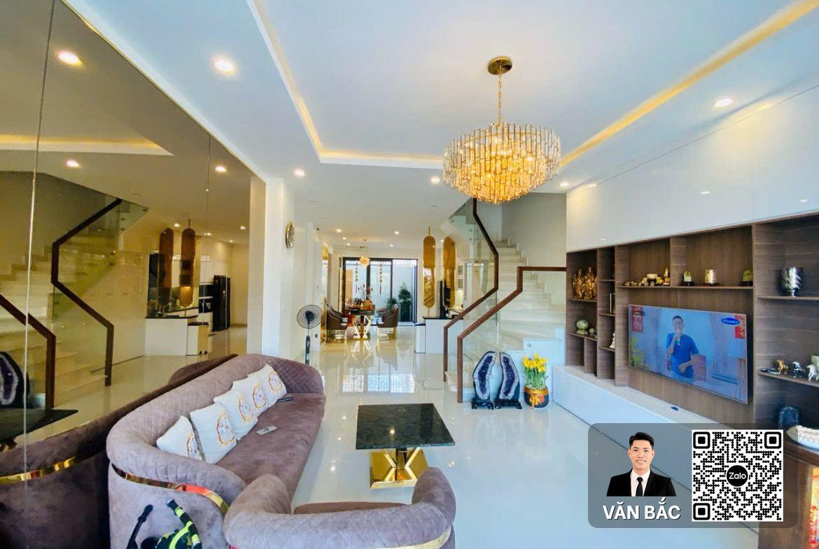 mat-tien-duong-chinh-n8-20m-kdc-jamona-city-quan-7-full-noi-that-cao-cap-tret-3-lau-huong-tay-bac-gia-15-5-tỷ (7)