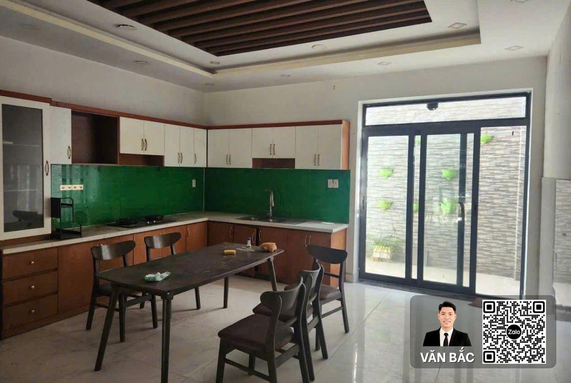 nha-pho-kdc-tai-dinh-cu-phu-mỹ-q7-dien-tich-5x18m-90m²-tret-3-lau-san-thuong-6pn-7wc-hdt-21-tr-thang-ban-13-2-tỷ (8)