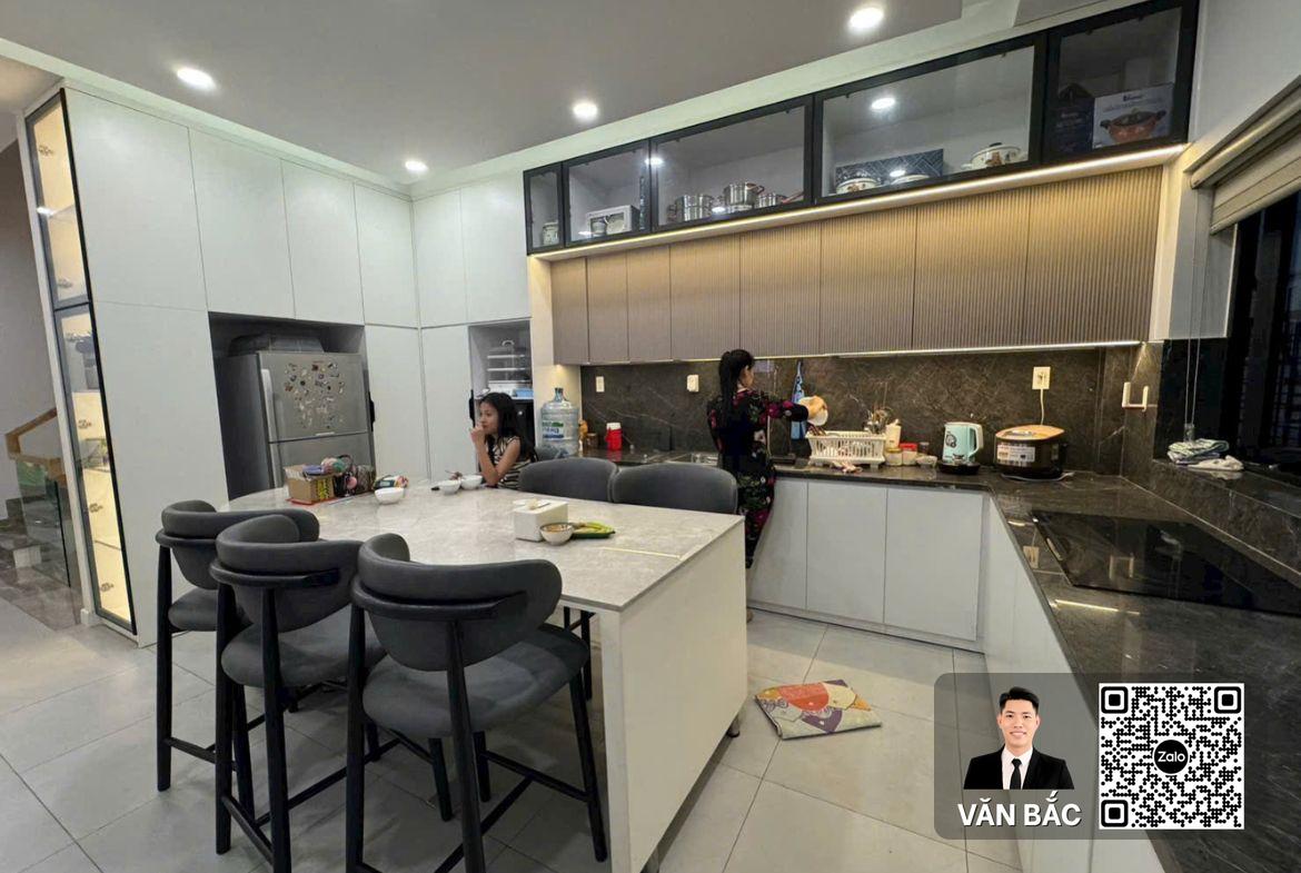 nha-pho-kdc-tan-thuan-nam-quan-7-dien-tich-4x20m-80m²-tret-3-lau-co-gara-o-to-full-noi-that-ban-16-tỷ-thue-30-trieu (9)