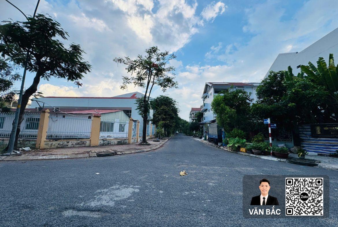 ban-dat-duong-so-16-kdc-sadeco-ven-song-quan-7-dt-7x18m-126m²-so-hong-rieng-ban-165-tr-m²-20-8-tỷ-tl (2)