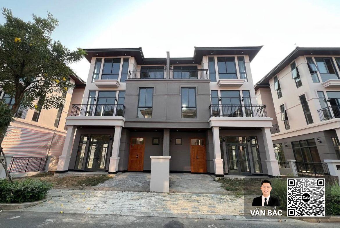 biet-thu-c2-18-so-84-duong-d9-zeitgeist-gs-metrocity-nha-be-dt-10x20m-3-lau-huong-chinh-nam-ban-25-tỷ (2)