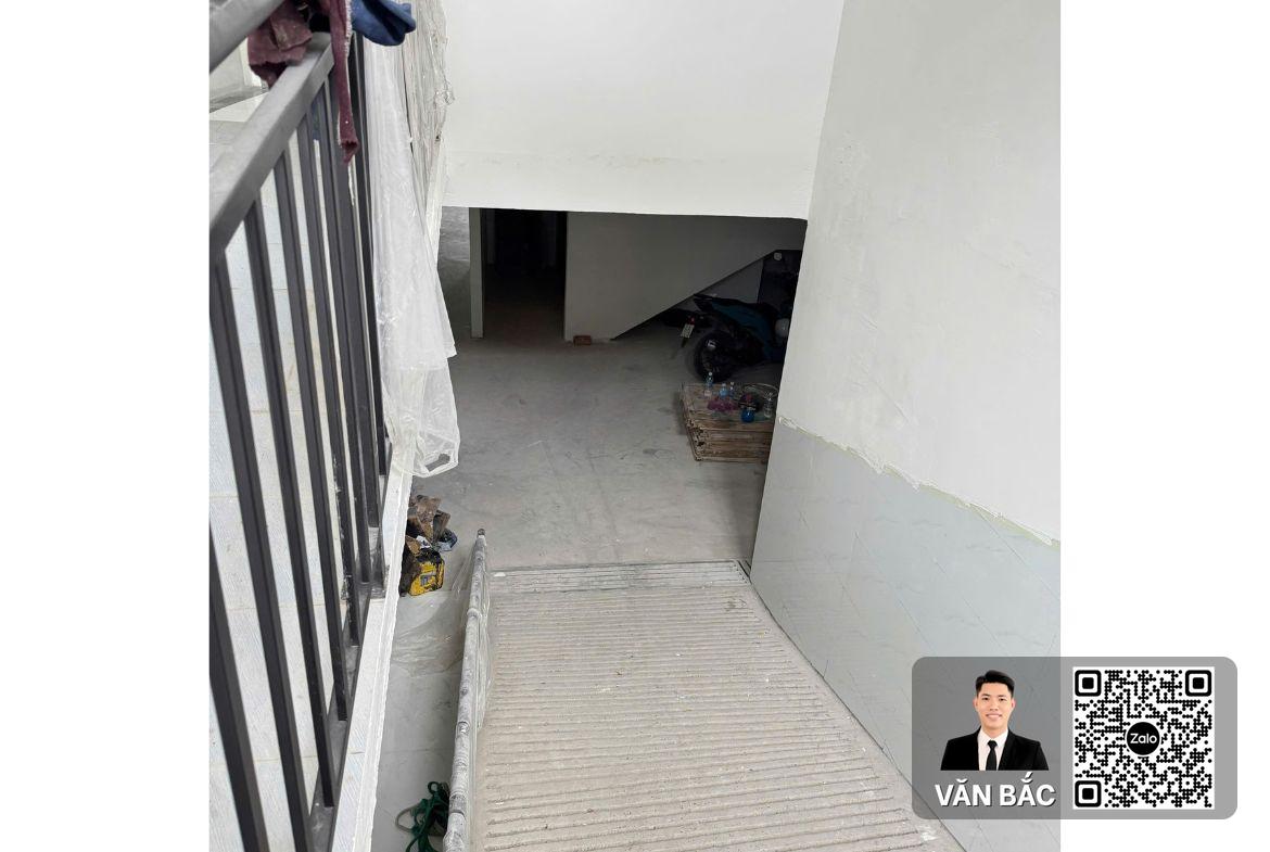 chdv-cao-cap-ham-7-tang-2-thang-may-45-phong-huynh-tan-phat-quan-7-dt-12-5x26m-cn-334m²-huong-tay-shr-ban-60-tỷ-chi-179-tr-m² (6)