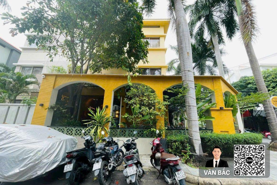 biet-thu-2-mat-tien-dt-10-5x20m-hdt-3300-usd-so-101-nguyen-binh-mỹ-hoang-phu-mỹ-hung-q7-3-lau-st-gia-88-tỷ-tl (3)