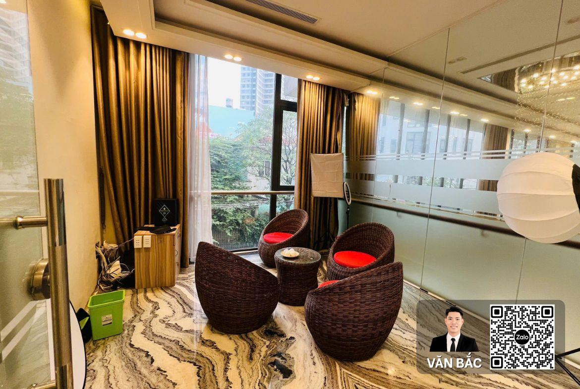 biet-thu-goc-khu-biet-thu-kieu-dam-793-55-19a-tran-xuan-soan-tan-hung-q7-dt-14-5x21m-304-5m²-4-lau-gia-44-4-tỷ-tl (5)