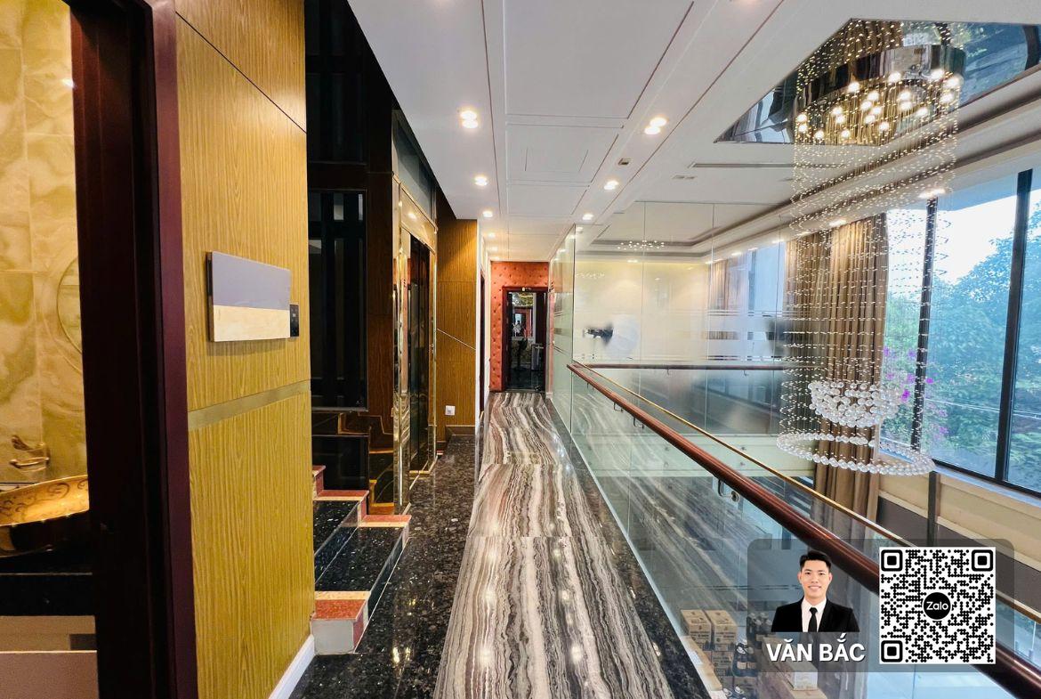biet-thu-goc-khu-biet-thu-kieu-dam-793-55-19a-tran-xuan-soan-tan-hung-q7-dt-14-5x21m-304-5m²-4-lau-gia-44-4-tỷ-tl (9)
