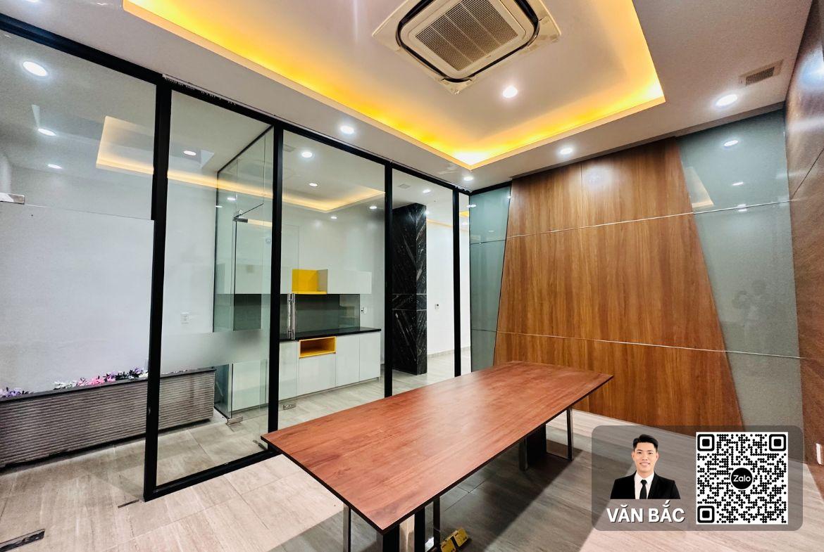 giam-soc-4-tỷ-nha-ham-4-lau-thang-may-san-trong-suot-duong-so-7-kdc-phu-mỹ-vph-q7-dt-6x21m-san-445m²-gia-24-tỷ (7)
