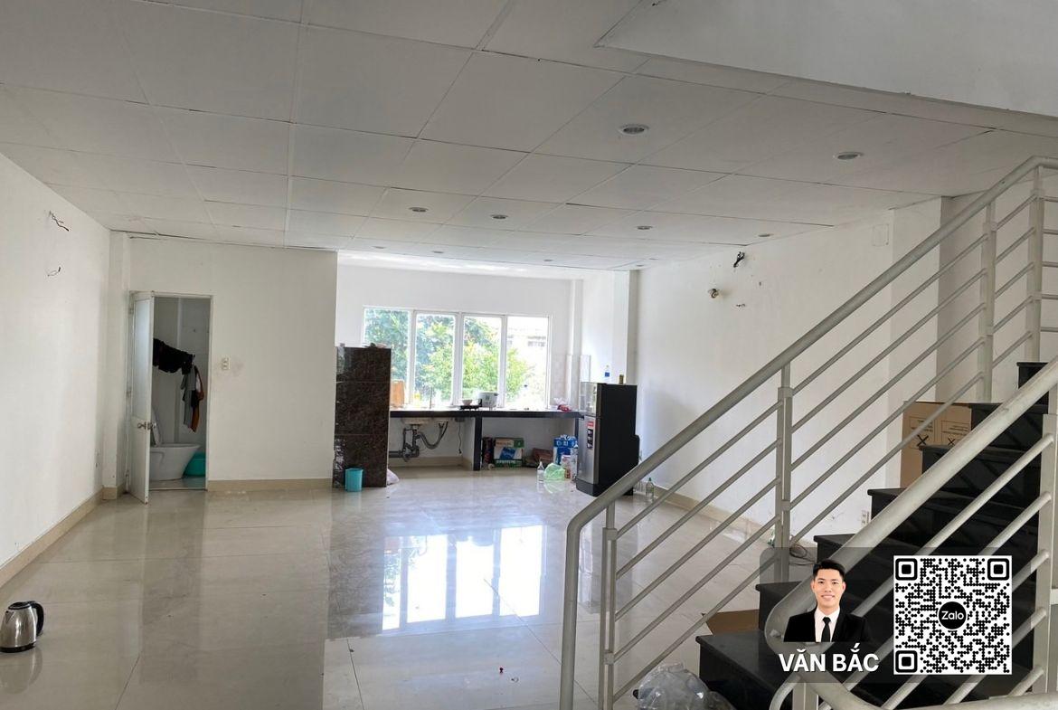 hot-ban-gap-nha-pho-mat-tien-hoang-quoc-viet-vph-phu-mỹ-dt-6x22m-132m²-tret-lung-3-lau-ban-22-tỷ-tl (2)